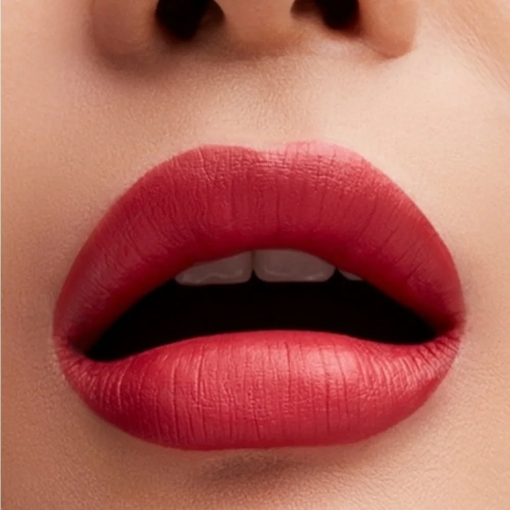 MAC Cosmetics limited edition